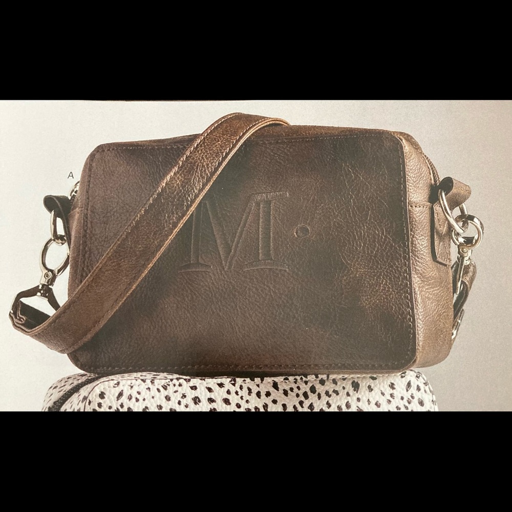 Thirty One Boutique Crossbody NWT Chestnut Distrst